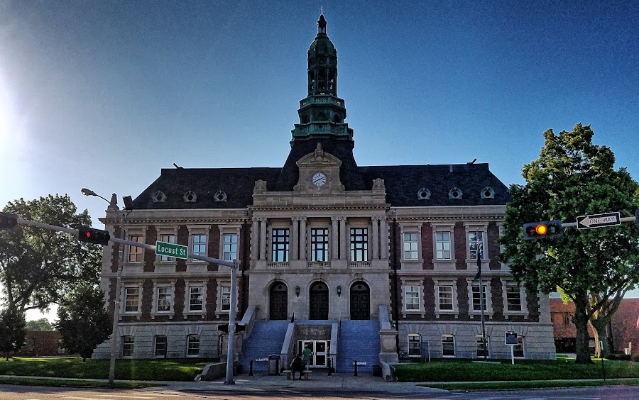 Hall County Courthouse
